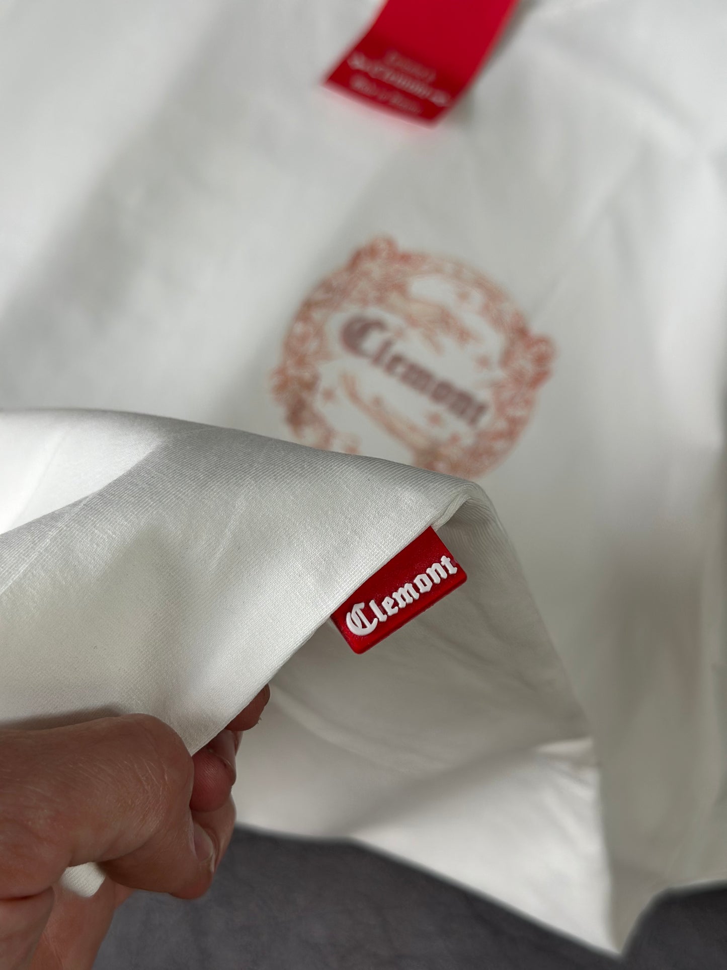 CAMISETA SLIM CLE BLANCA MANOS ANGEL