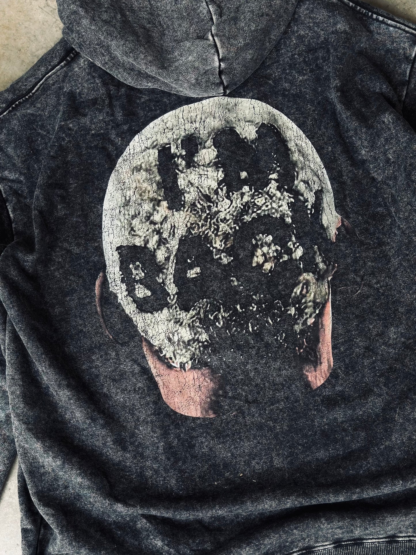 HOODIE WIN GRIS ROSTRO GAFAS