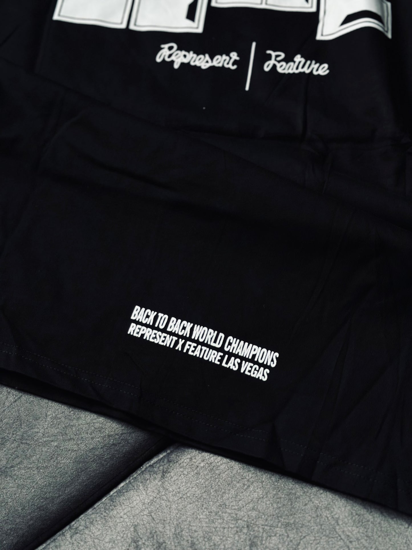 CAMISETA OVERSIZE REP NEGRA CHAMPION 2