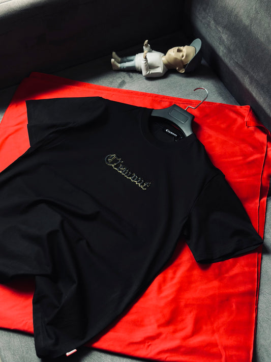 CAMISETA SLIM CLE NEGRA TEJIDO BORDE AMARILLO