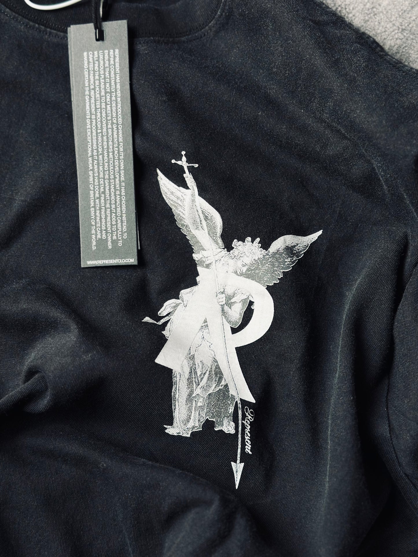 CAMISETA OVERSIZE REP GRIS ANGEL DELANTERO