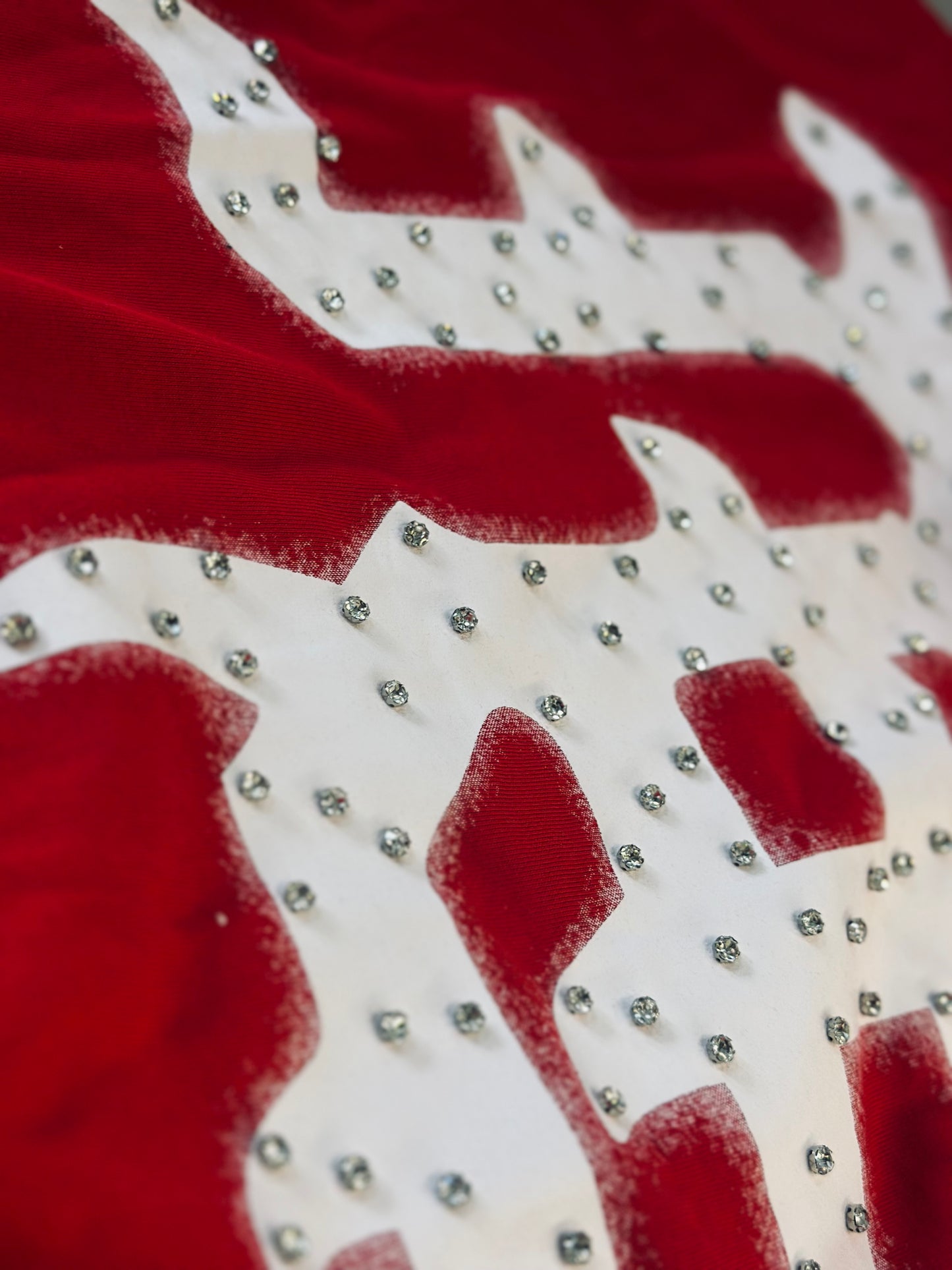 CHAQUETA EMO ROJA RHINESTONE NEVER LOGO BLANCO