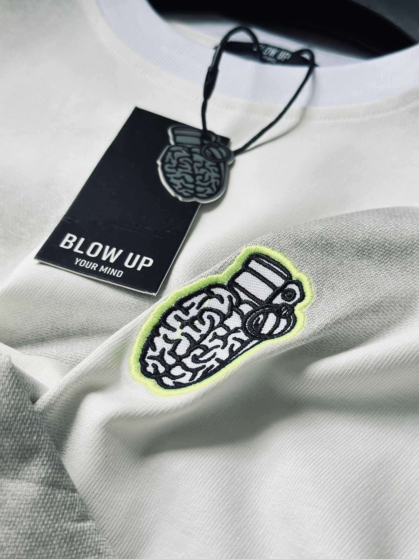 CAMISETA SLIM BLO BLANCA DESGRADADOS
