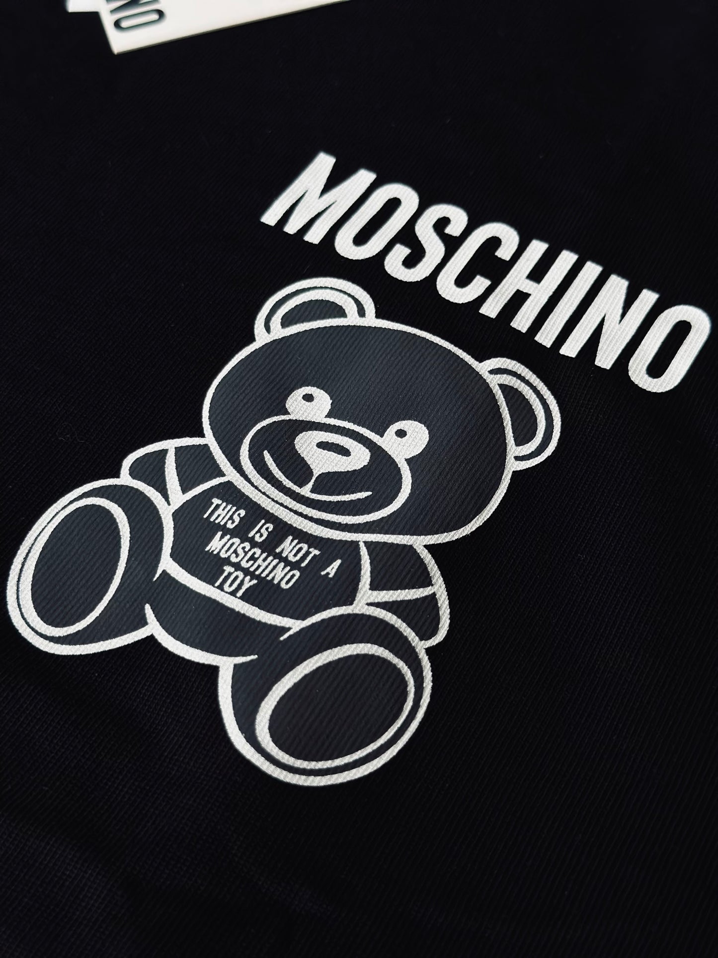 CAMISETA OVERSIZE MOS NEGRA OSO GRIS