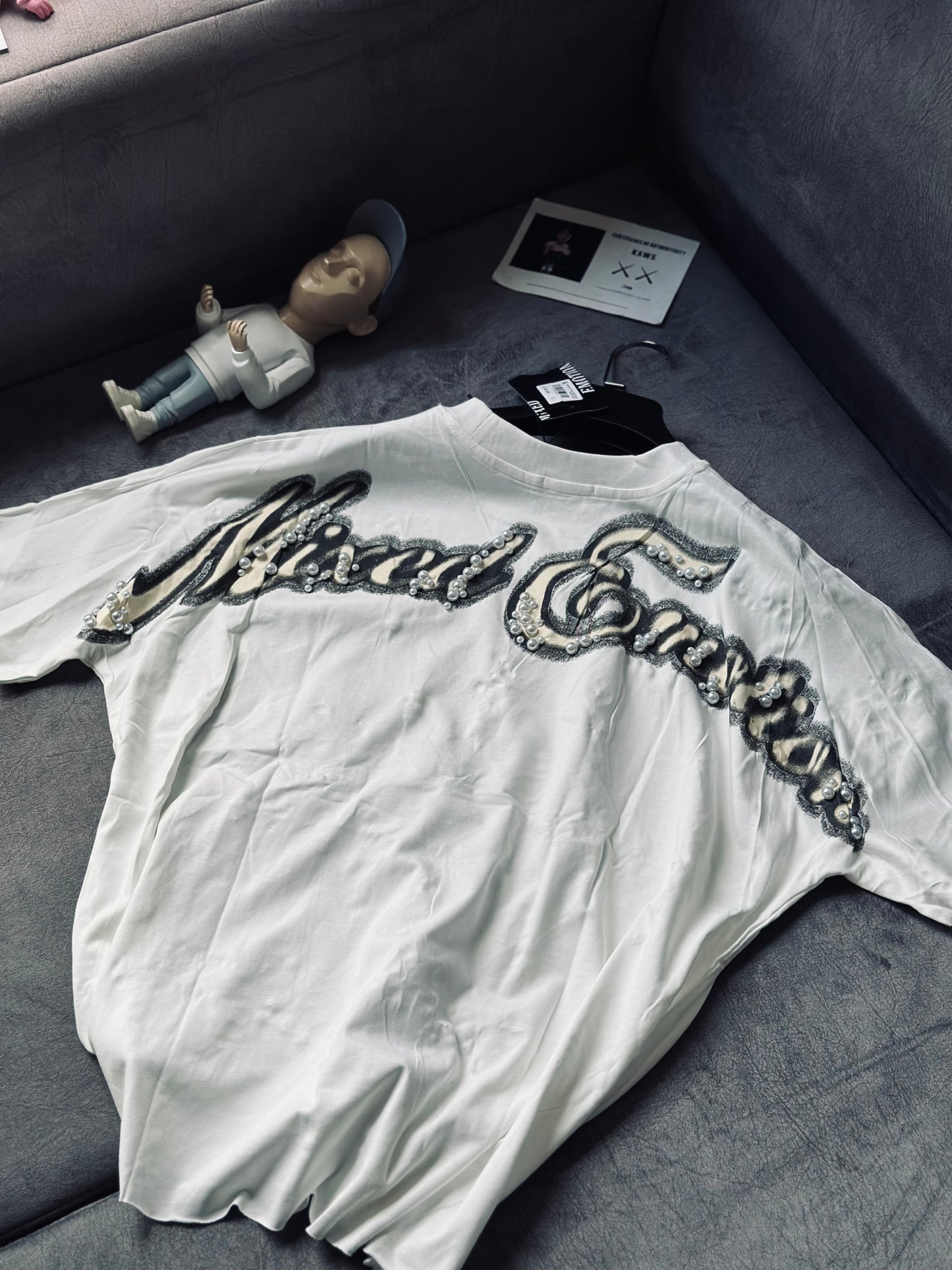 CAMISETA OVERSIZE MIX BLANCA PIEDRAS ROSTRO