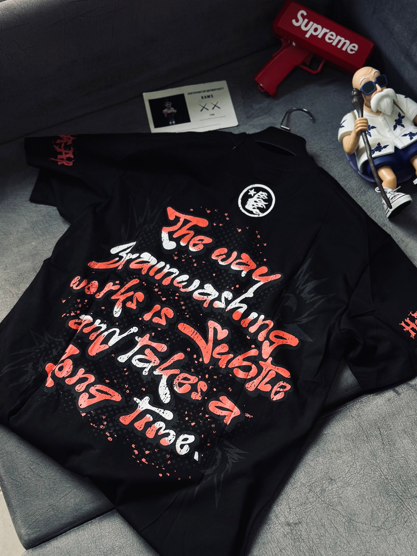 CAMISETA OVERSIZE HEL NEGRA BRAINWASHING