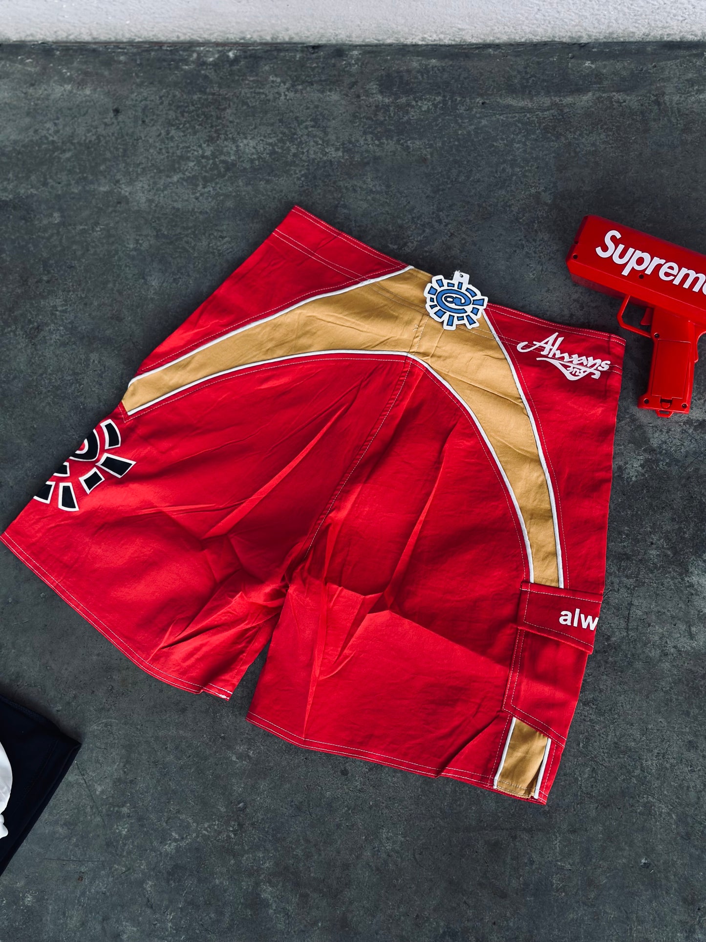PANTALONETA ALW ROJO OJO