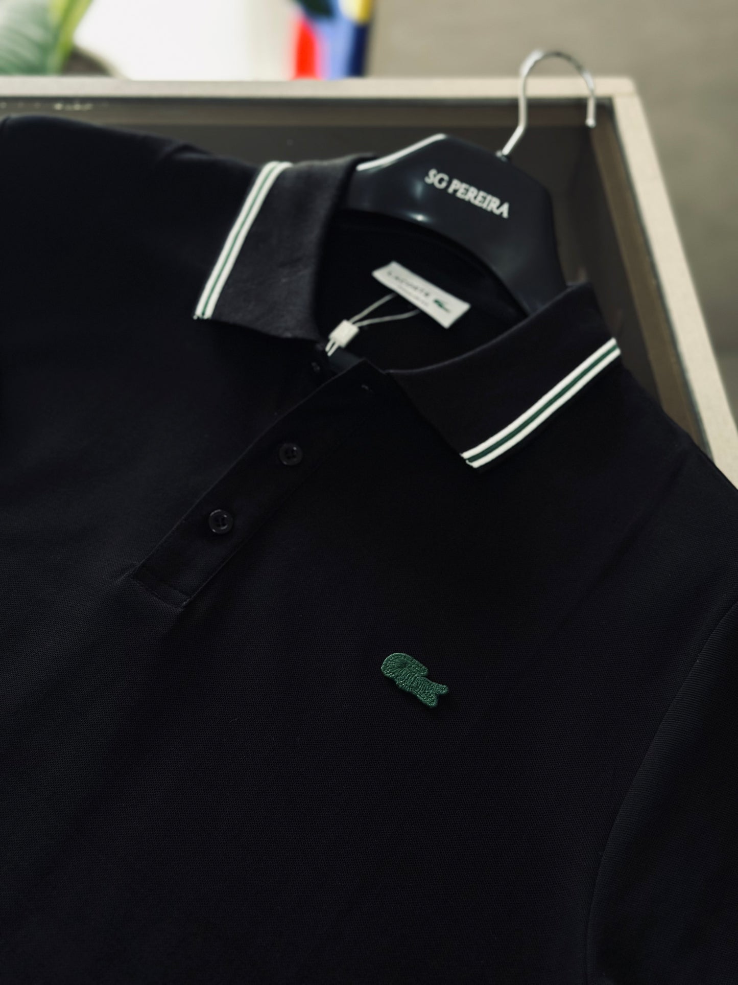 CAMISETA POLO LAC NEGRA LOGO VERDE