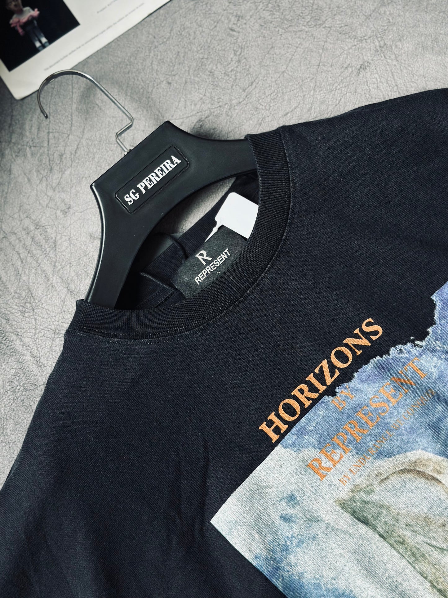 CAMISETA OVERSIZE REP GRIS OSCURO RMAR