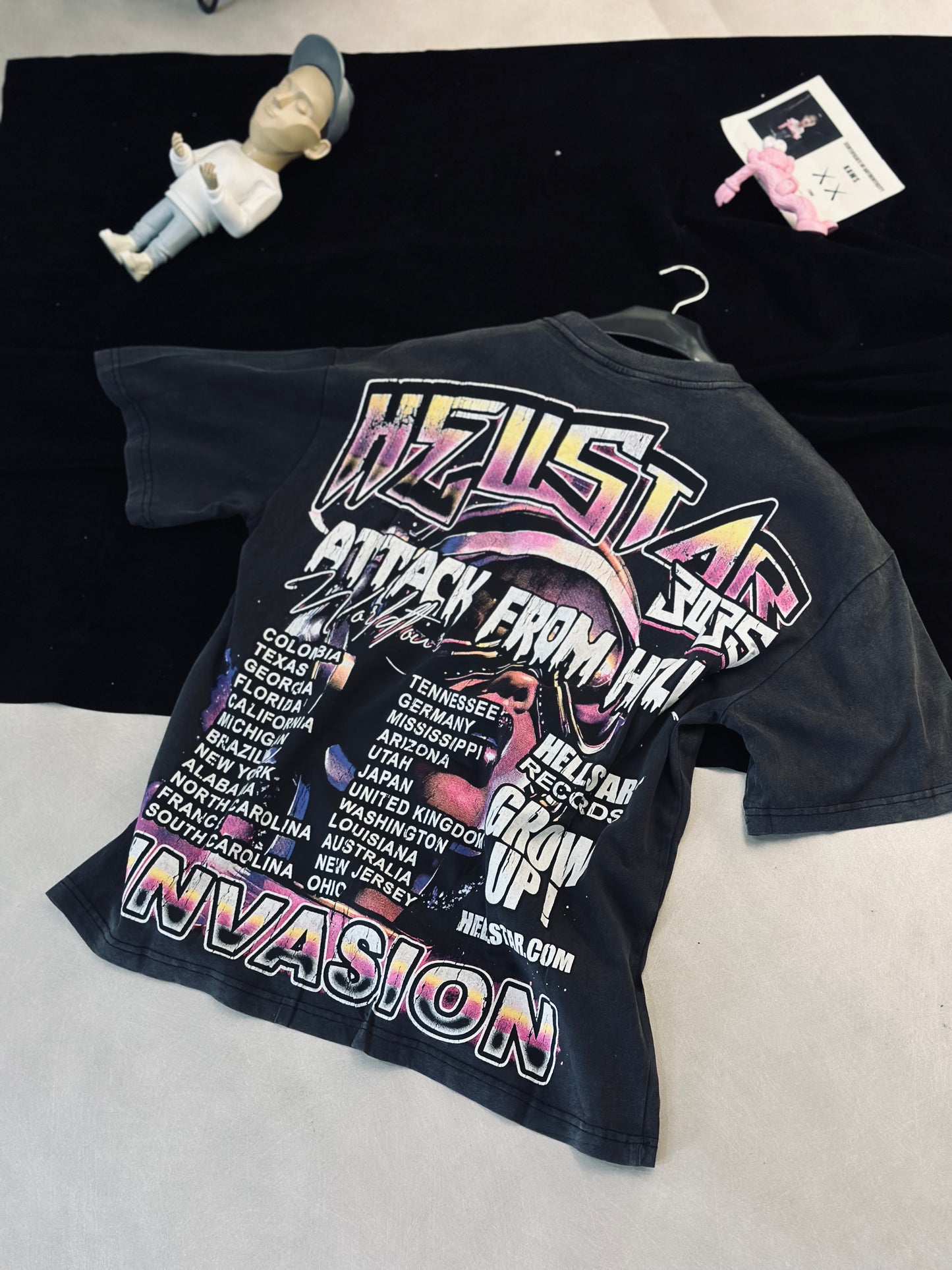 CAMISETA OVERSIZE HEL GRIS INVASION