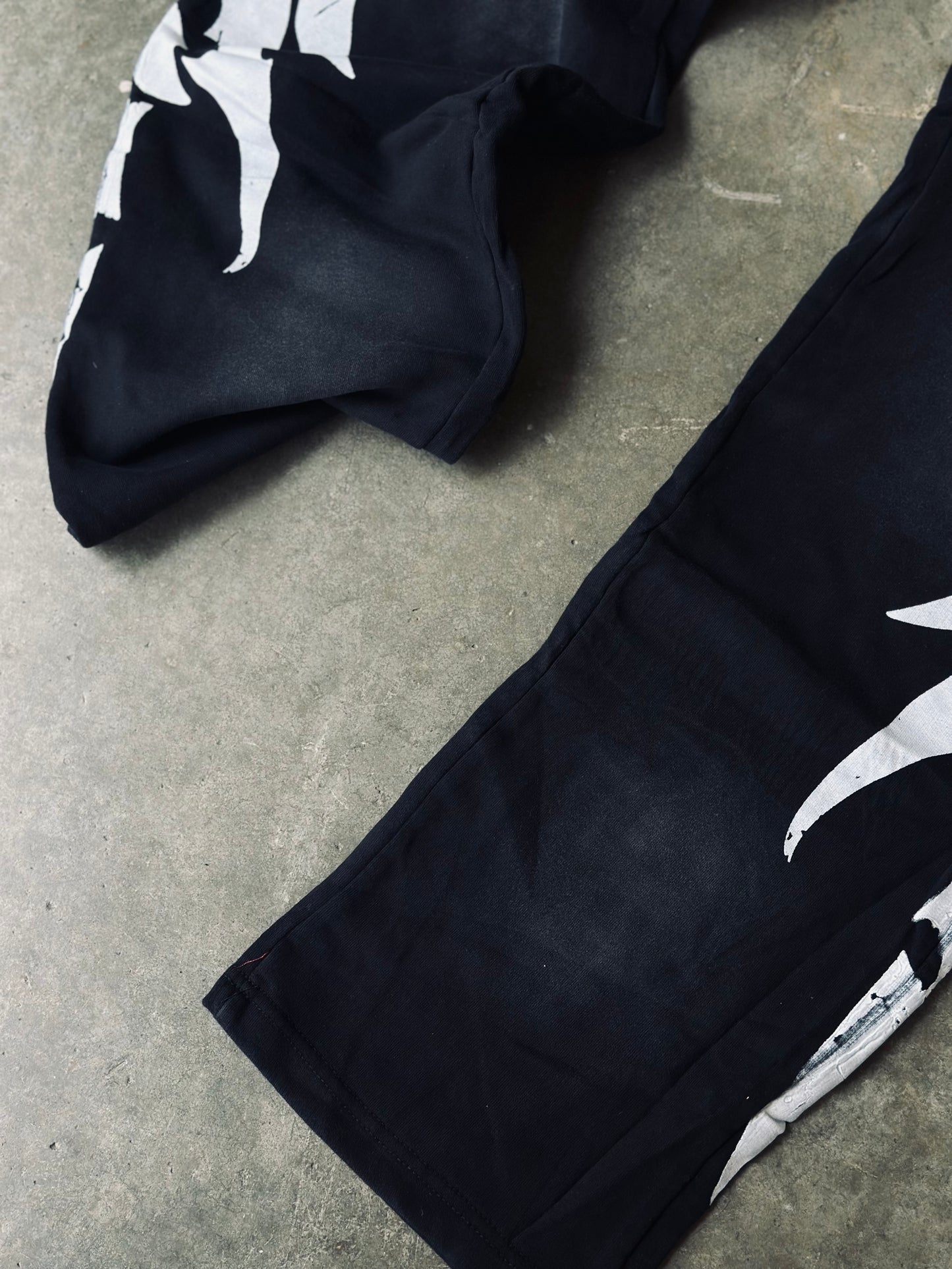 SUDADERA LOS NEGRA "*"