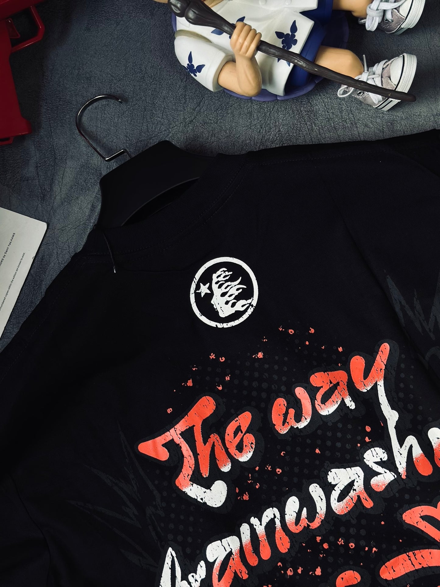 CAMISETA OVERSIZE HEL NEGRA BRAINWASHING