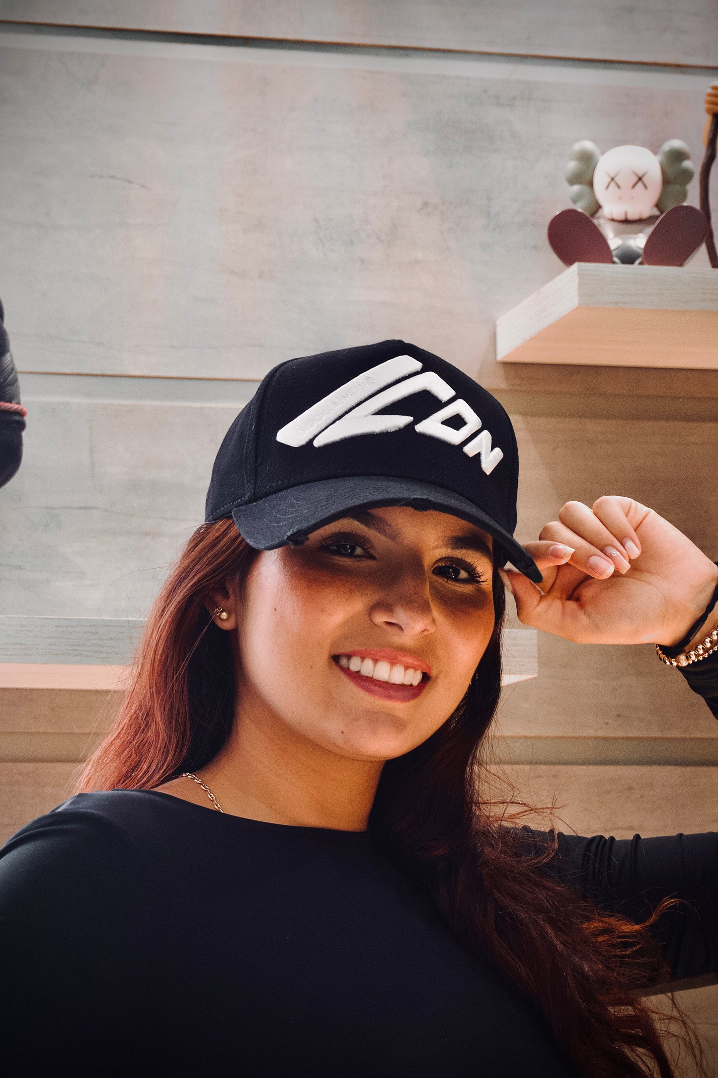 GORRA PREMIUM ICO NEGRA ICON BLANCO