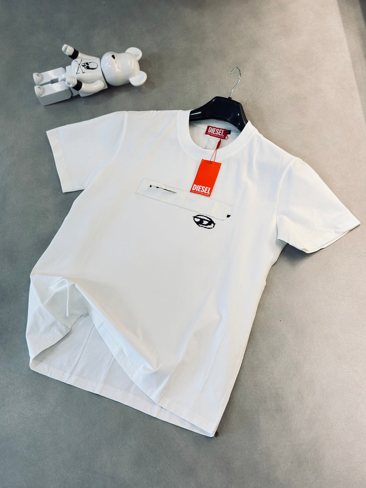 CAMISETA SLIM DIE BLANCA RECORTE