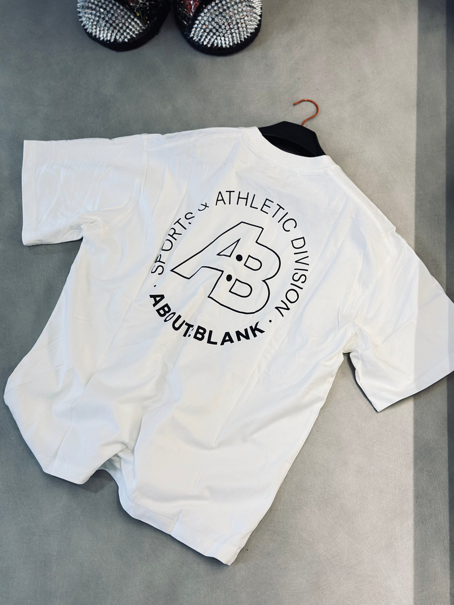 CAMISETA OVERSIZE ABO BLANCA A:B