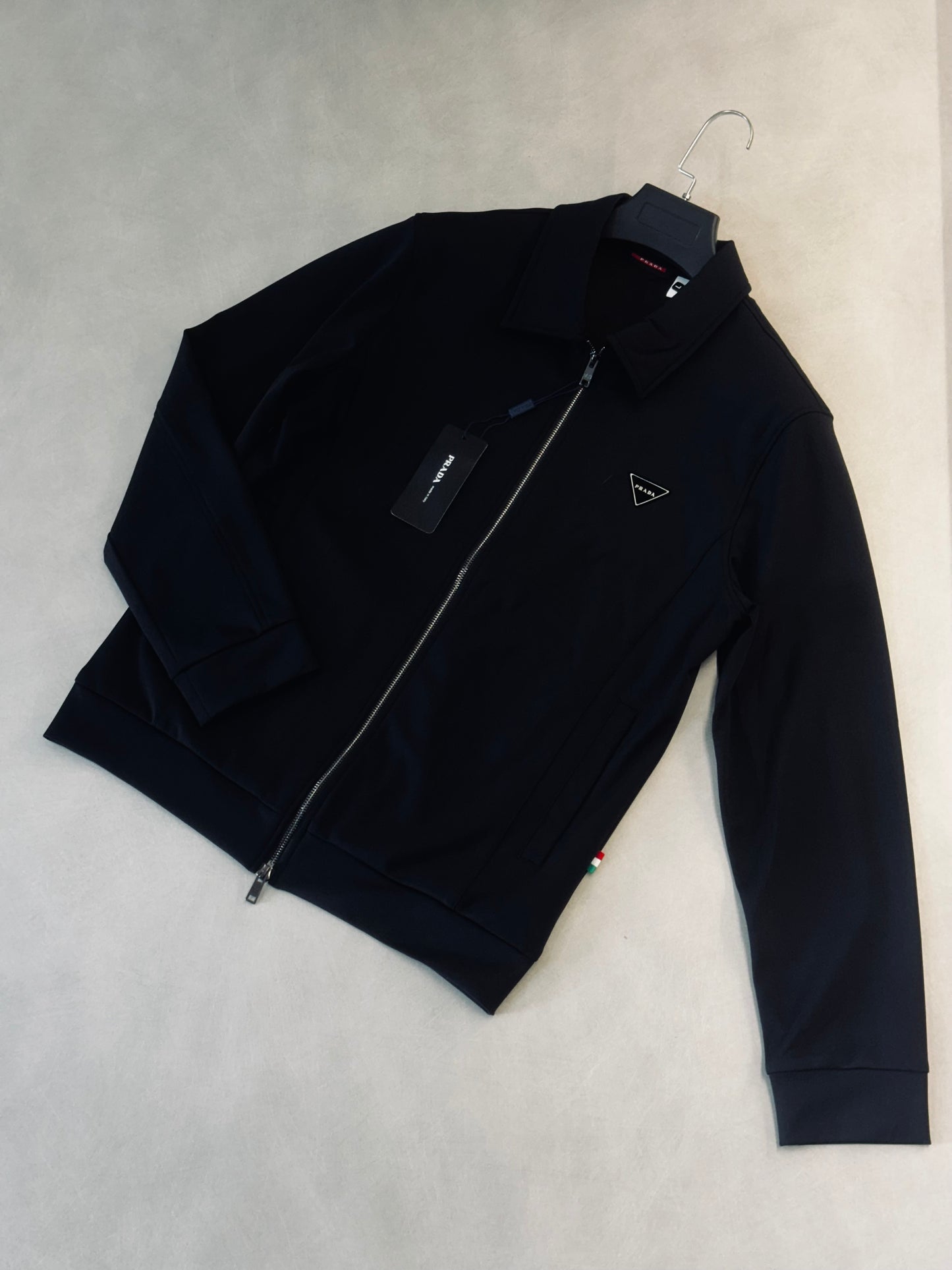 CHAQUETA PRA NEGRA CUELLO
