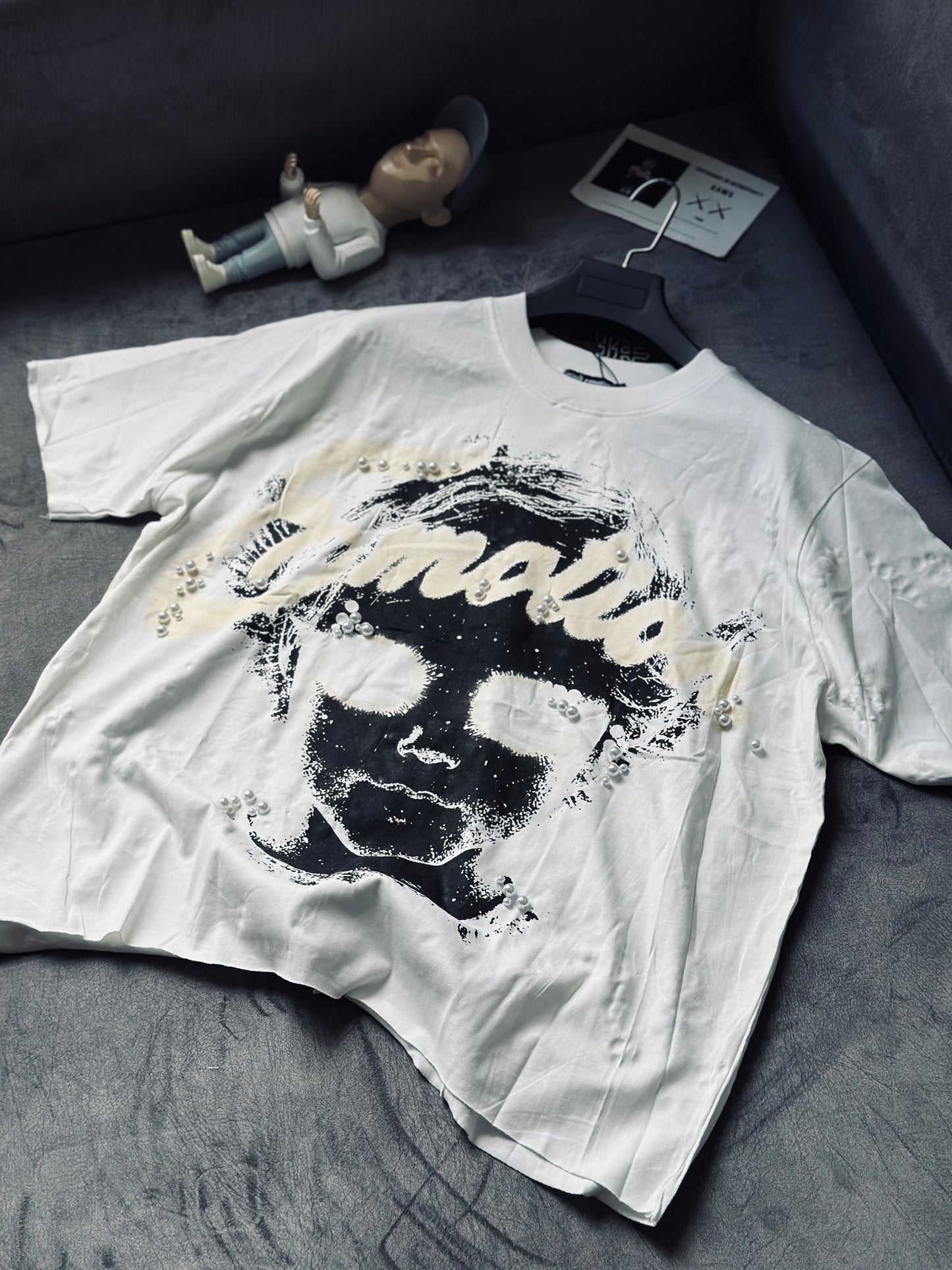 CAMISETA OVERSIZE MIX BLANCA PIEDRAS ROSTRO