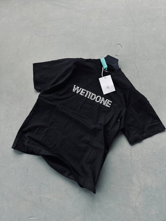 CAMISETA OVERSIZE WE1 NEGRA PEDRERIA