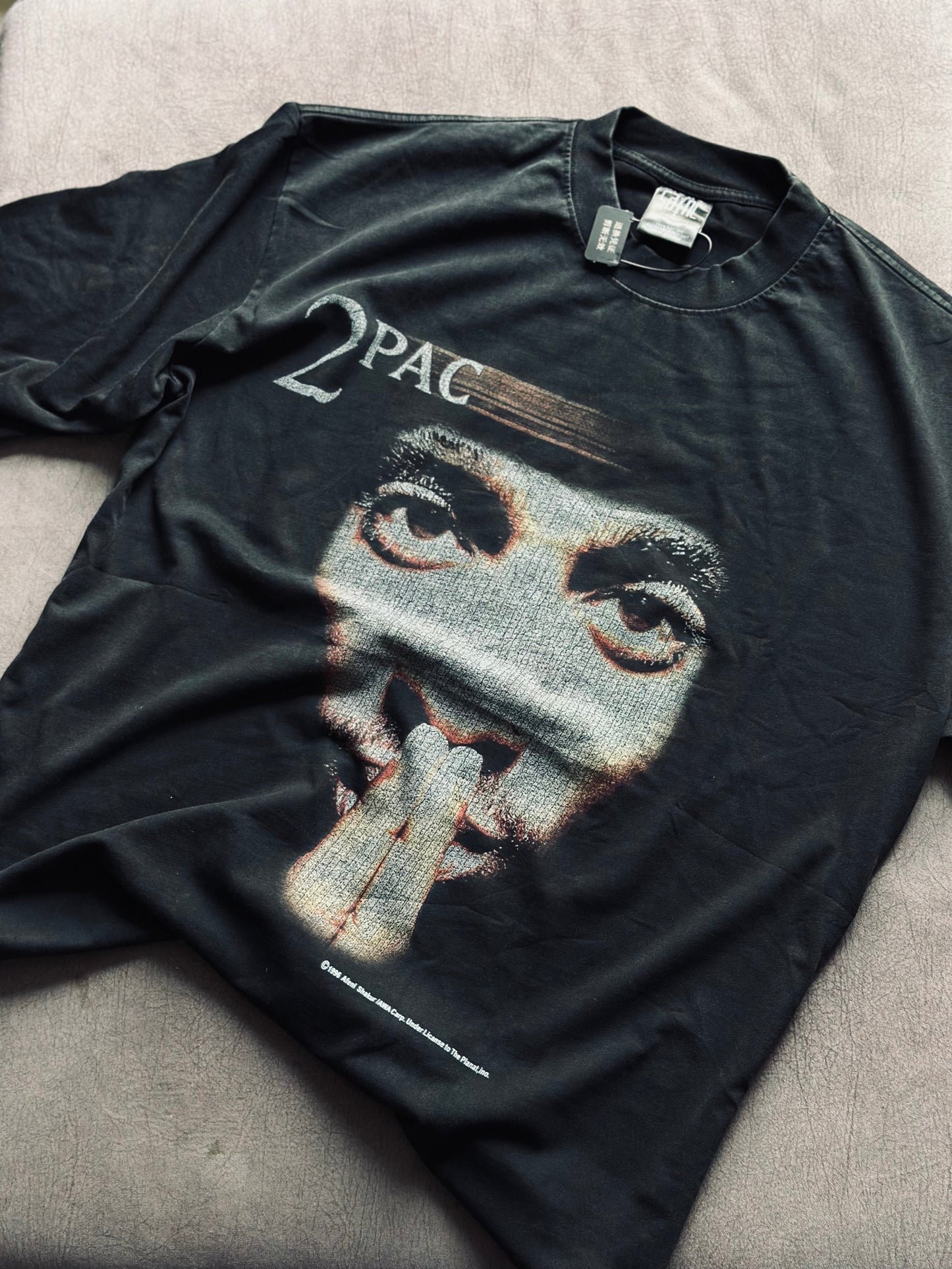 CAMISETA OVERSIZE SAI GRIS 2PAC ROSTRO