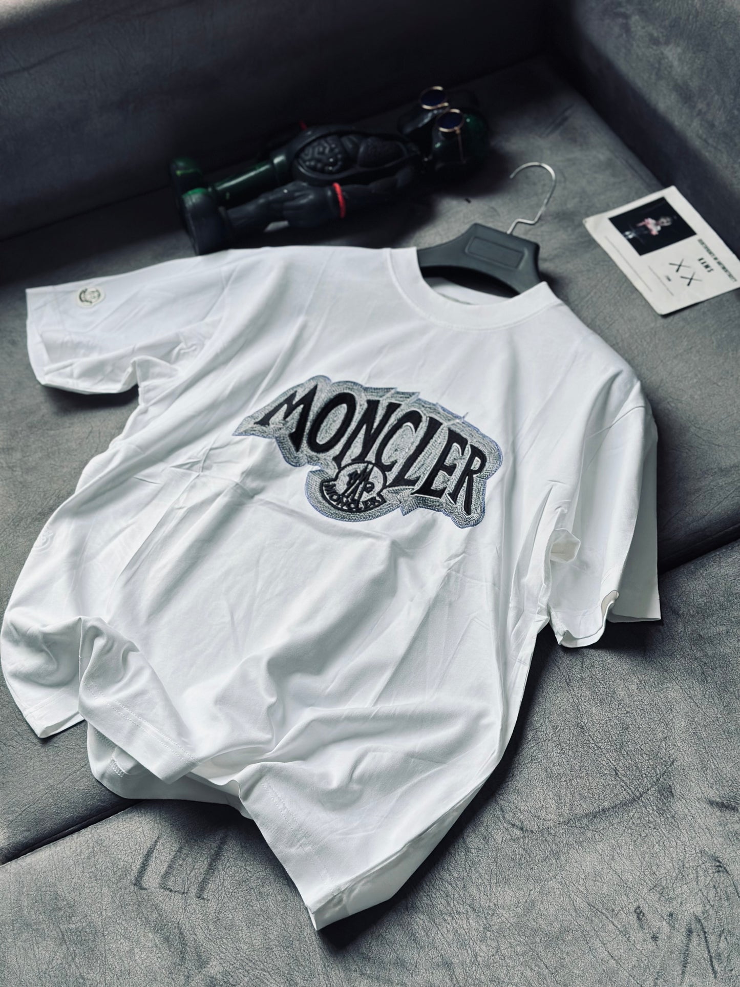 CAMISETA OVERSIZE MON BLANCA TEJIDO 3D