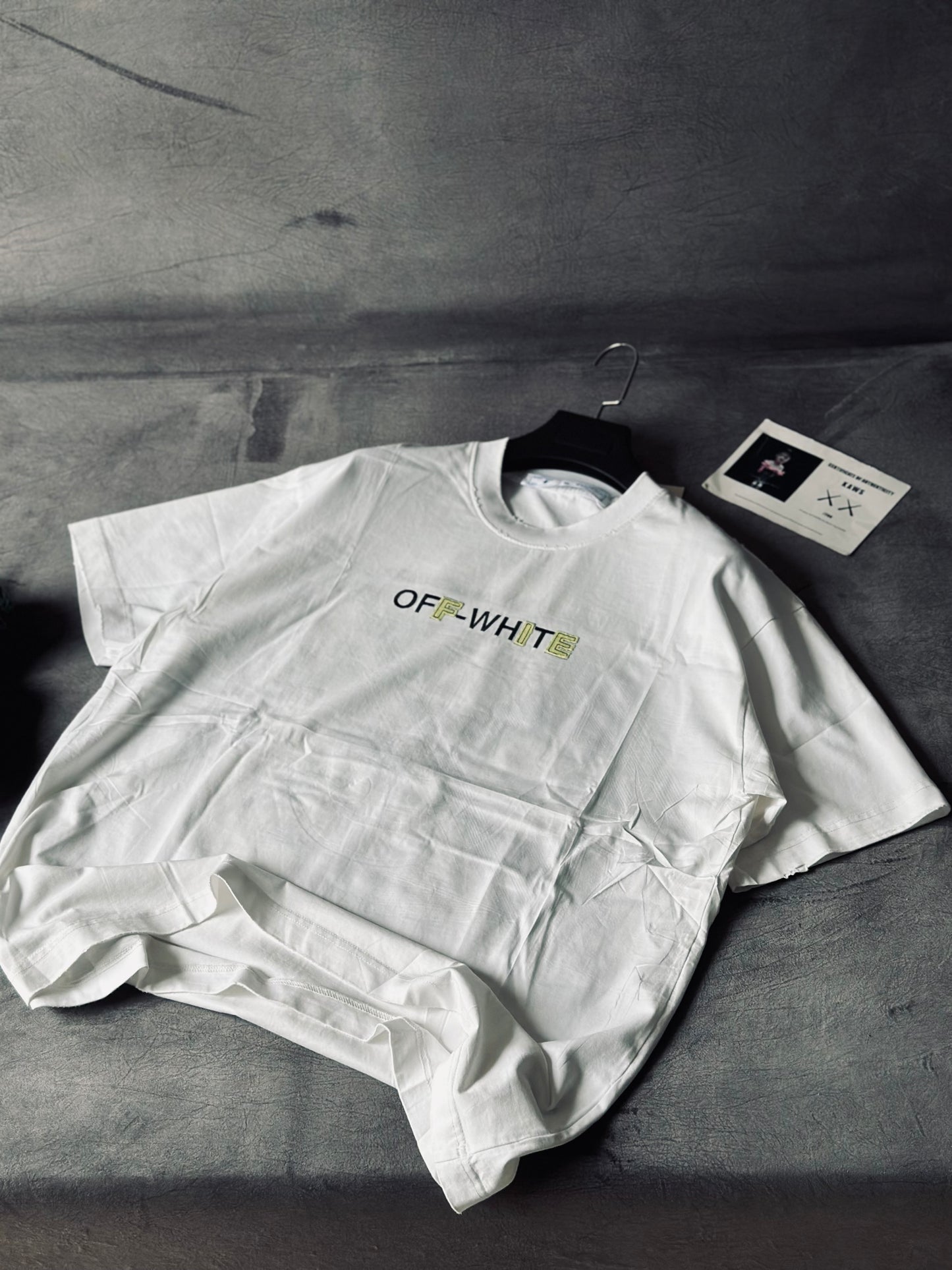 CAMISETA OVERSIZE OFF BLANCA F I E