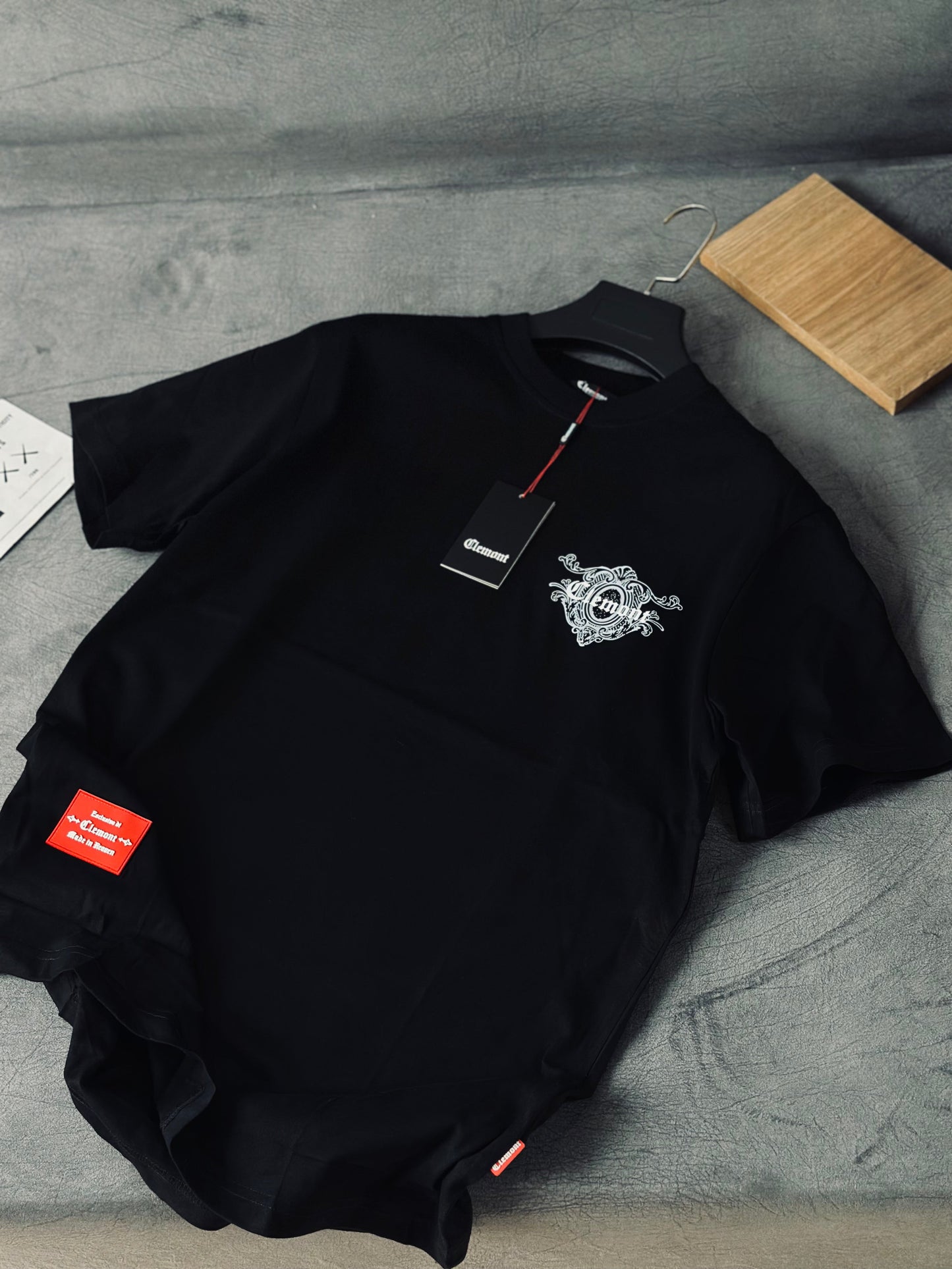 CAMISETA SLIM CLE NEGRA MARCO GRIS