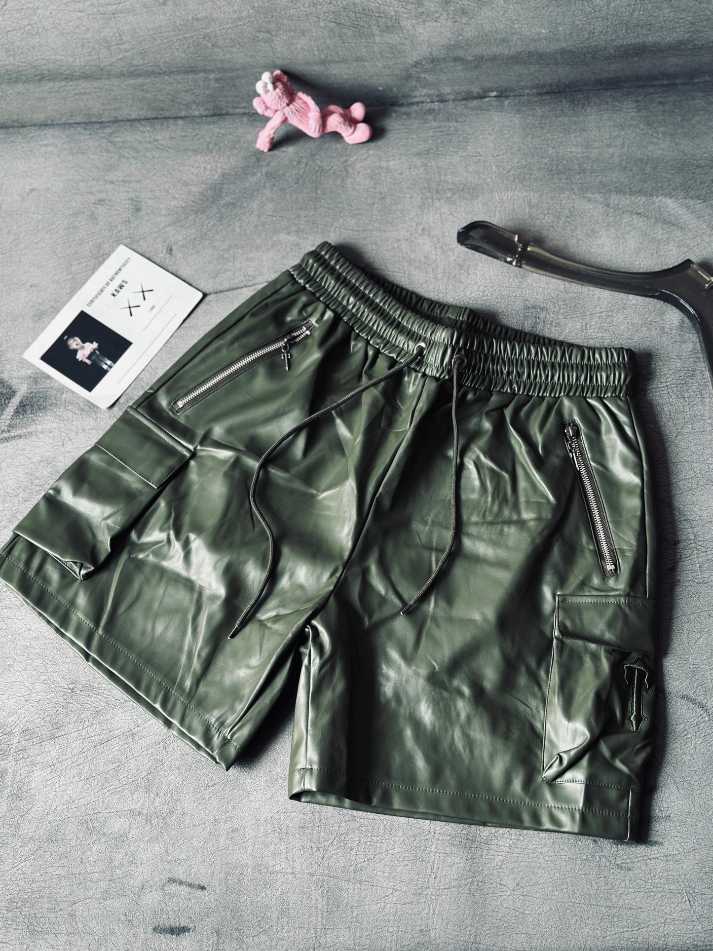 PANTALONETA TRA VERDE CUERINA