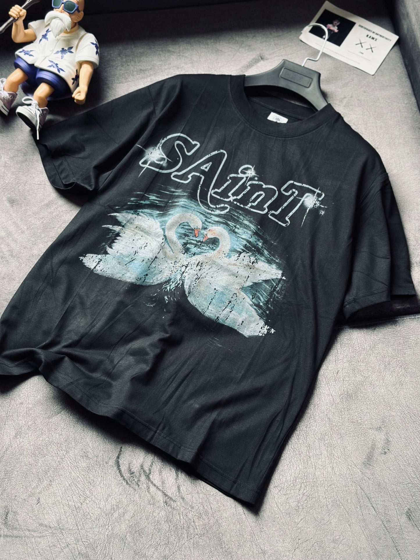 CAMISETA OVERSIZE SAI NEGRA CORAZON PATO