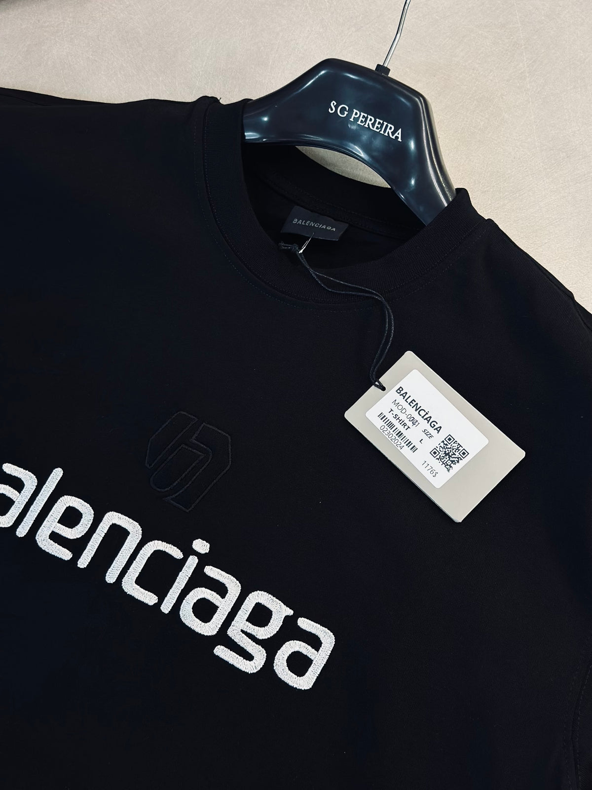 CAMISETA OVERSIZE BAL NEGRA TEJIDO BLANCO