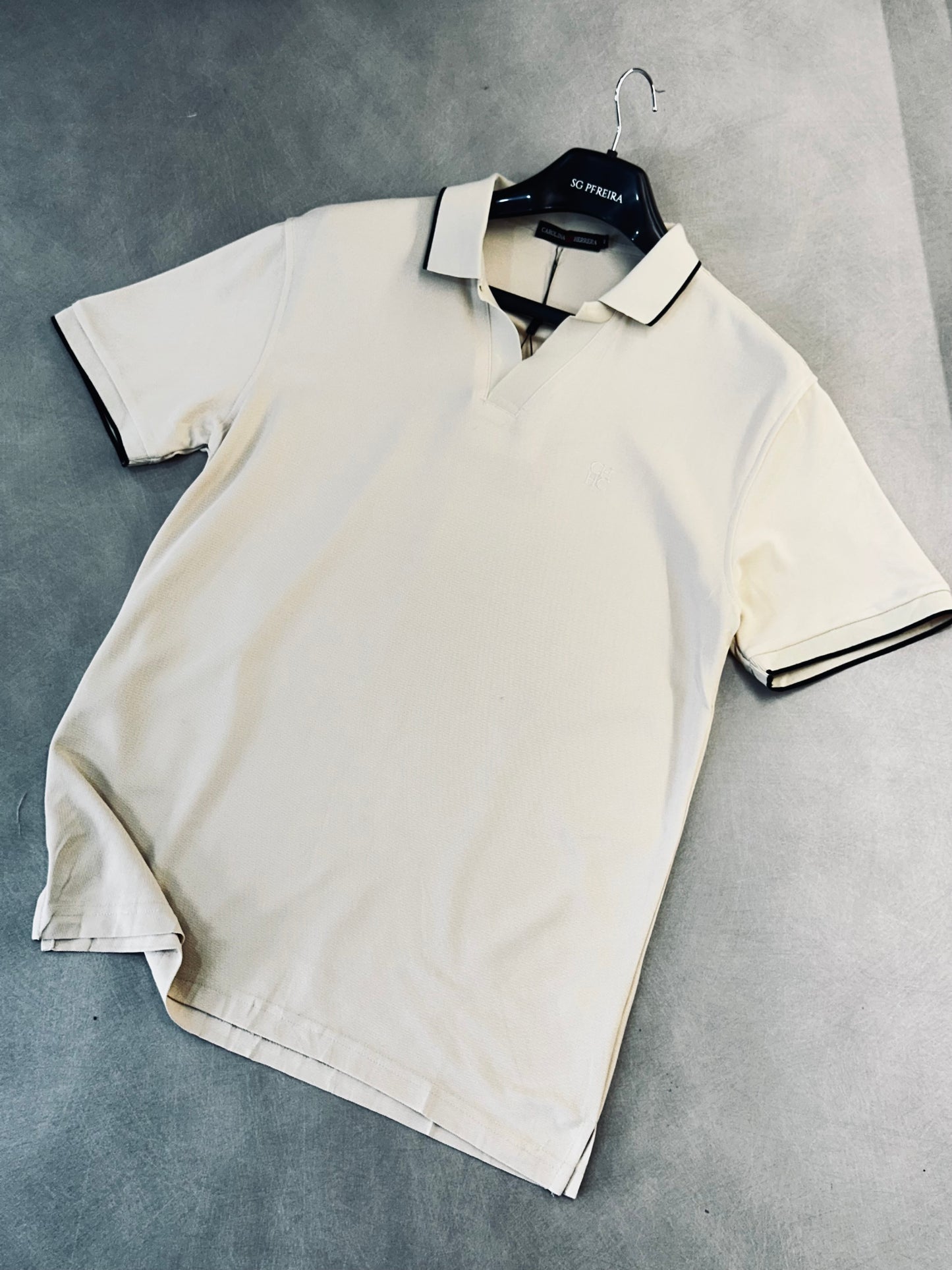 CAMISETA POLO CAR CREMA BASICA CH TEJIDO