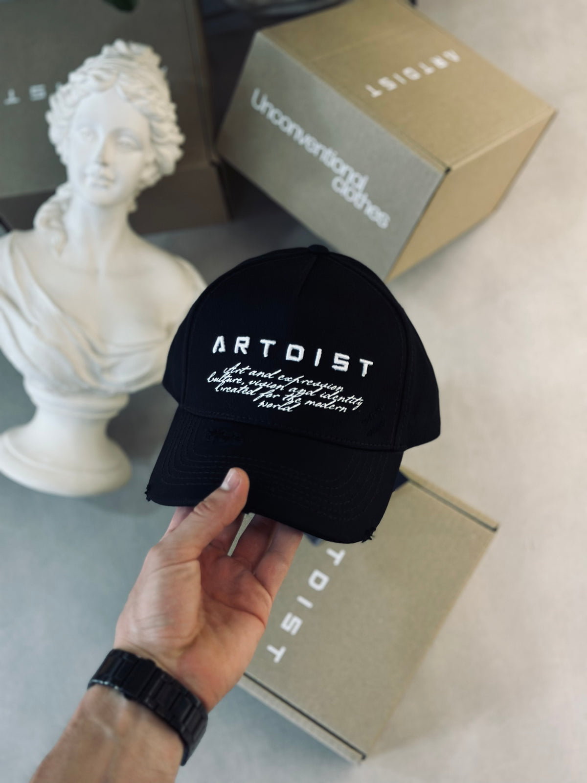 GORRA ARTD NEGRA AURA