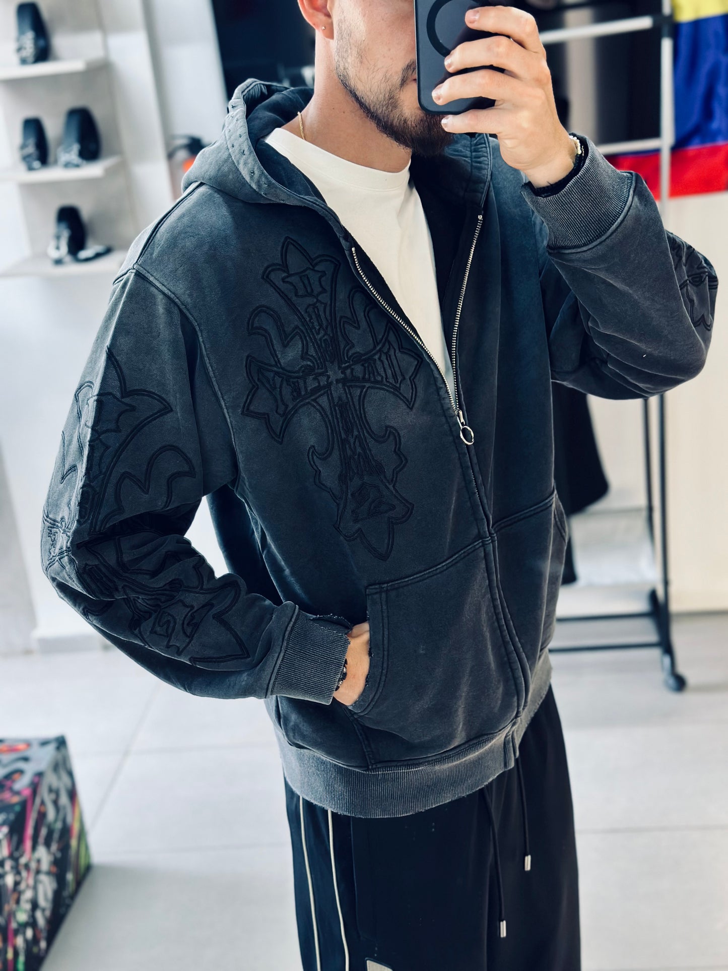 CHAQUETA VAL GRIS CRUZ BORDADO