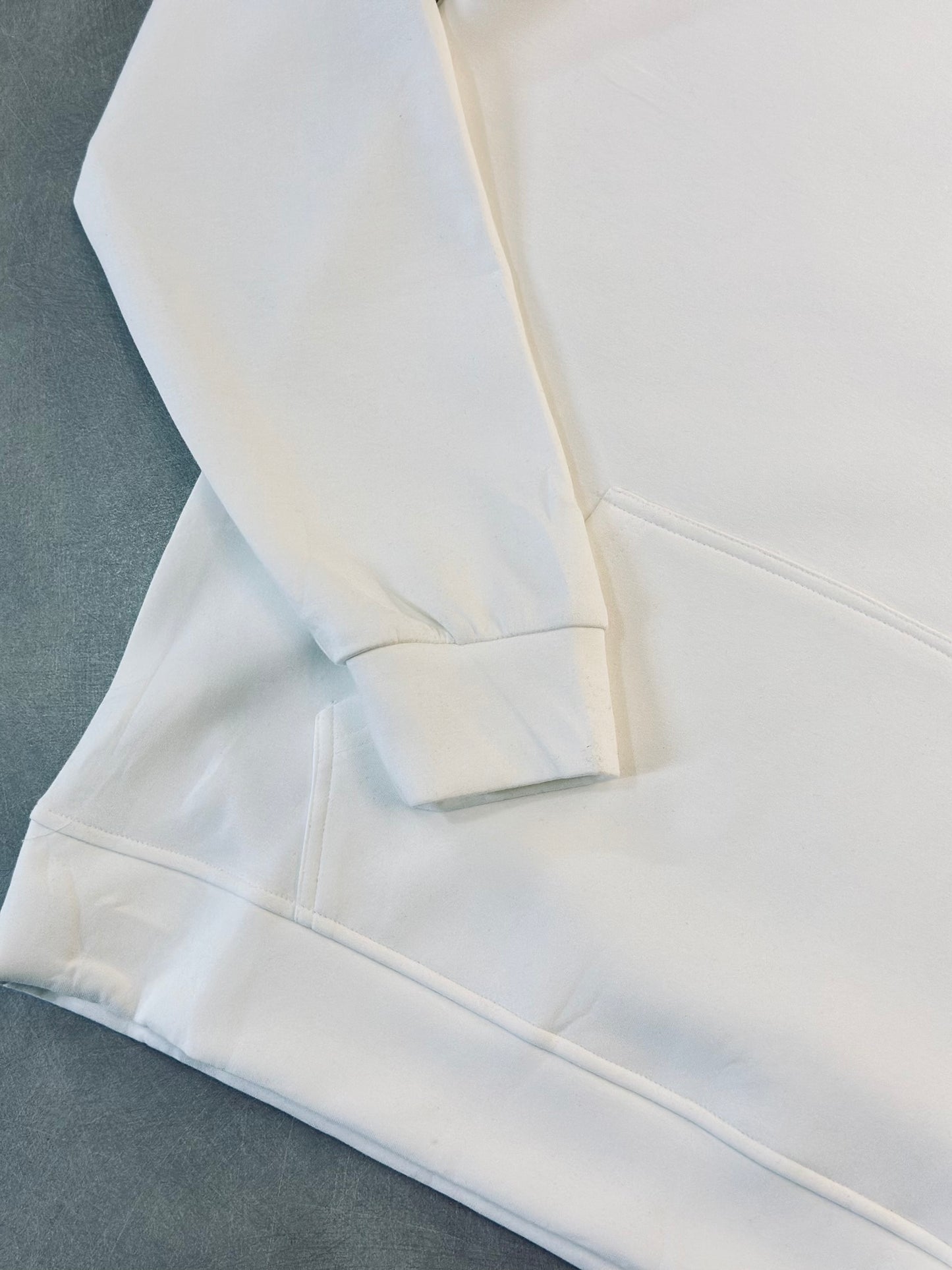 HOODIE UND BLANCO ANGEL