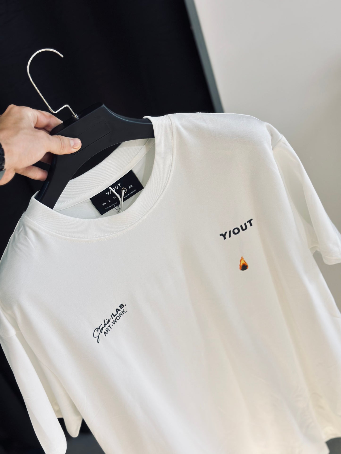 CAMISETA SLIM YOU BLANCA FUEGO