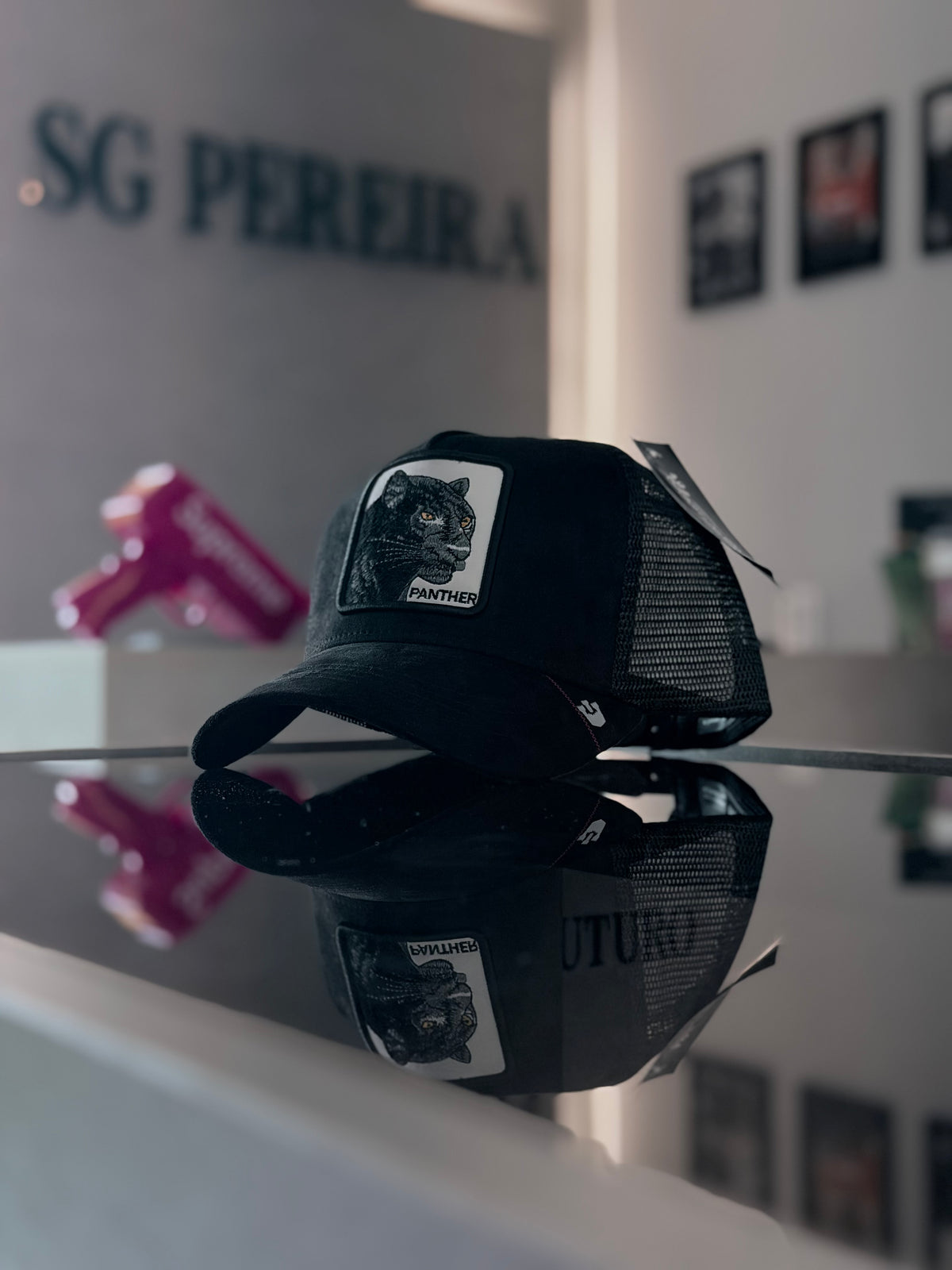 GORRA GOO NEGRA GAMUSA PANTERA