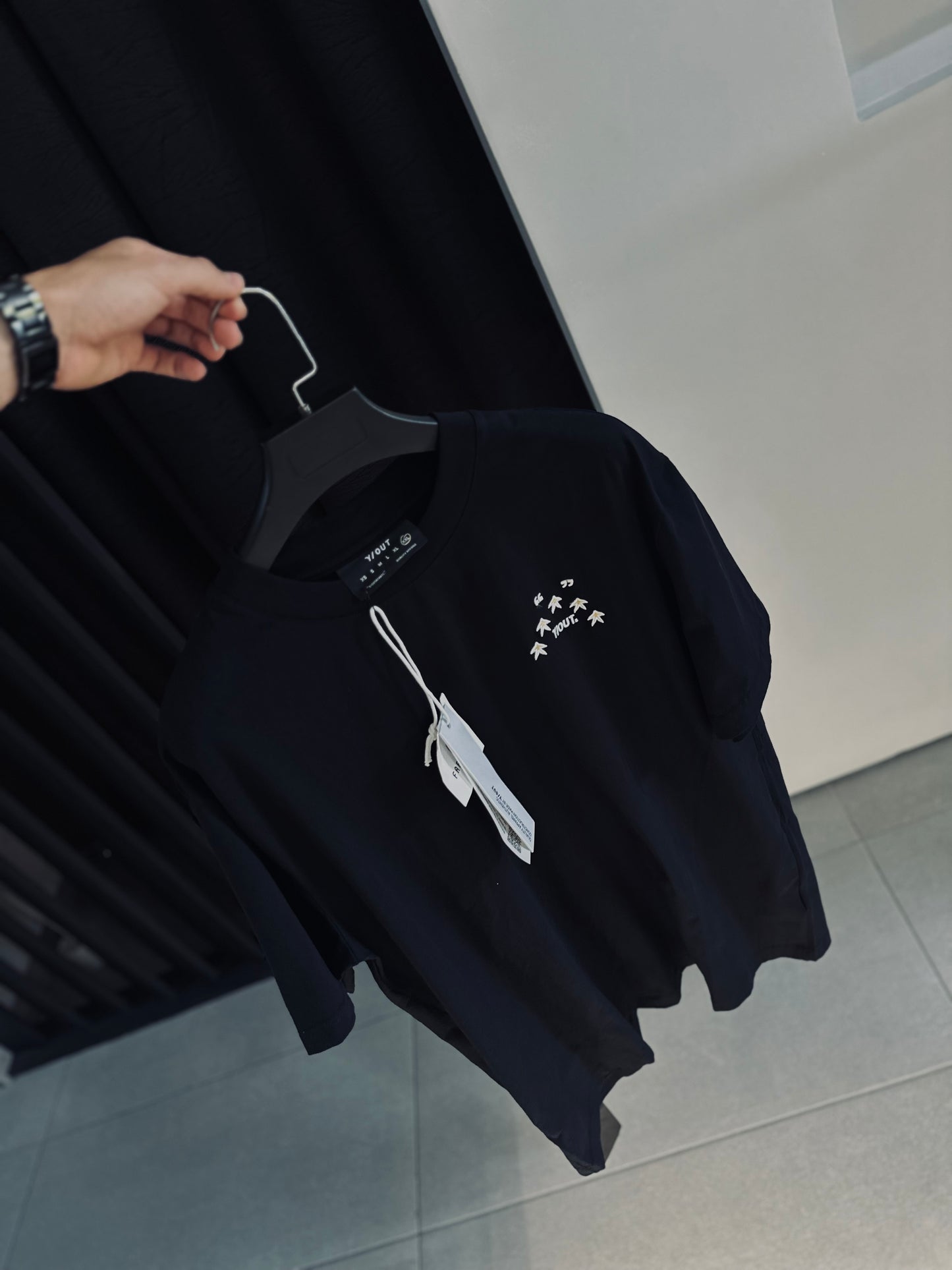 CAMISETA SLIM YOU NEGRA ESTRELLAS TEJIDO