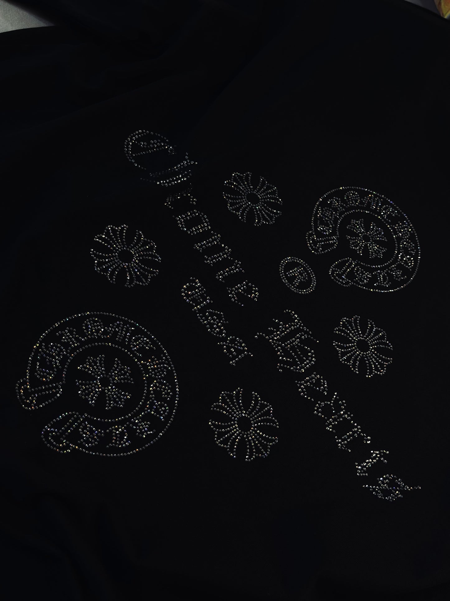 CAMISETA OVERSIZE CHR NEGRA RHINESTONE LOGO