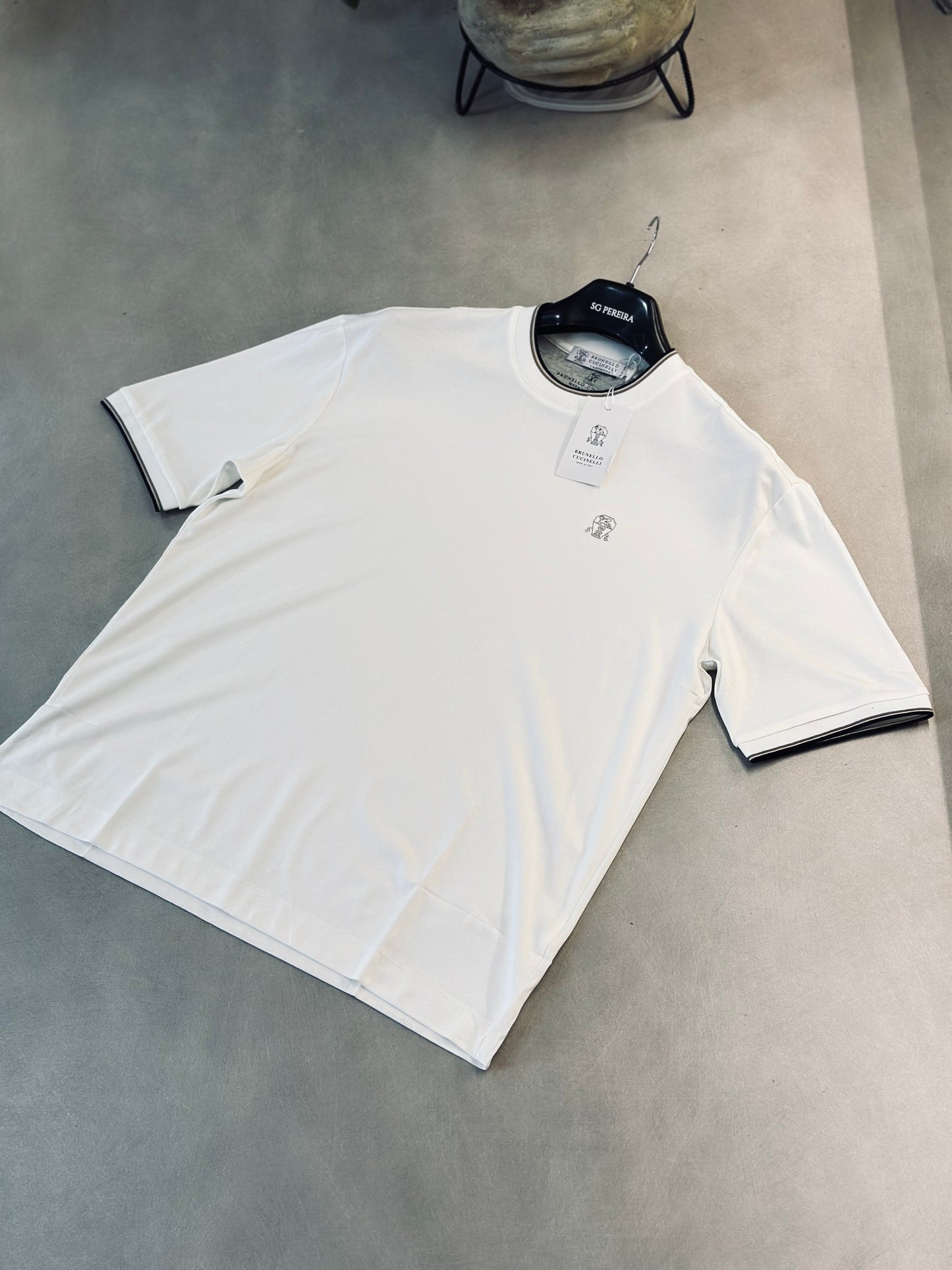 CAMISETA OVERSIZE BRU BLANCA LOGO TEJIDO