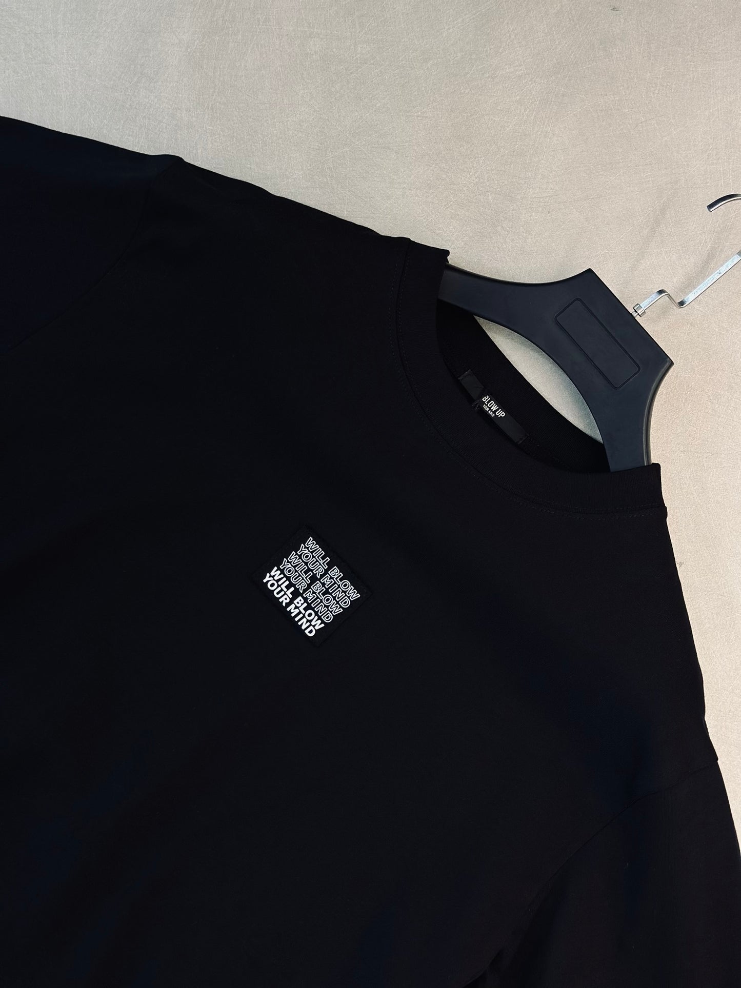 CAMISETA SLIM BLO NEGRA WILL BLOW