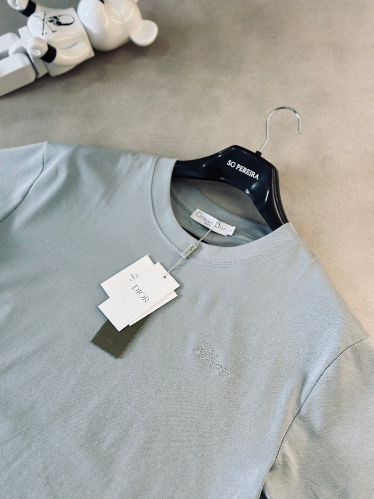 CAMISETA SLIM DIO GRIS TEJIDO GRIS