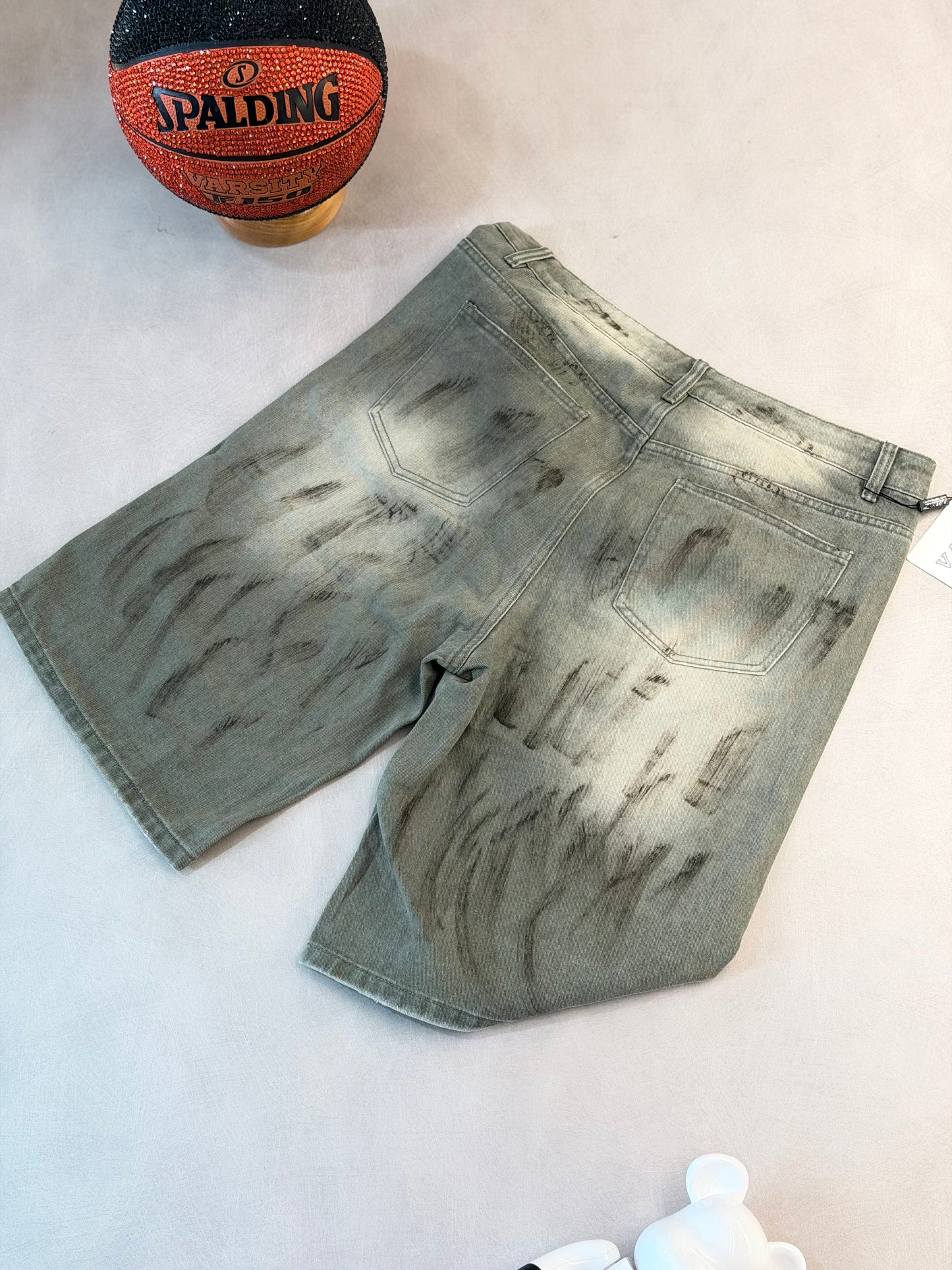 JORTS VAL DENIM RHINESTONE DESGASTE CAFÉ