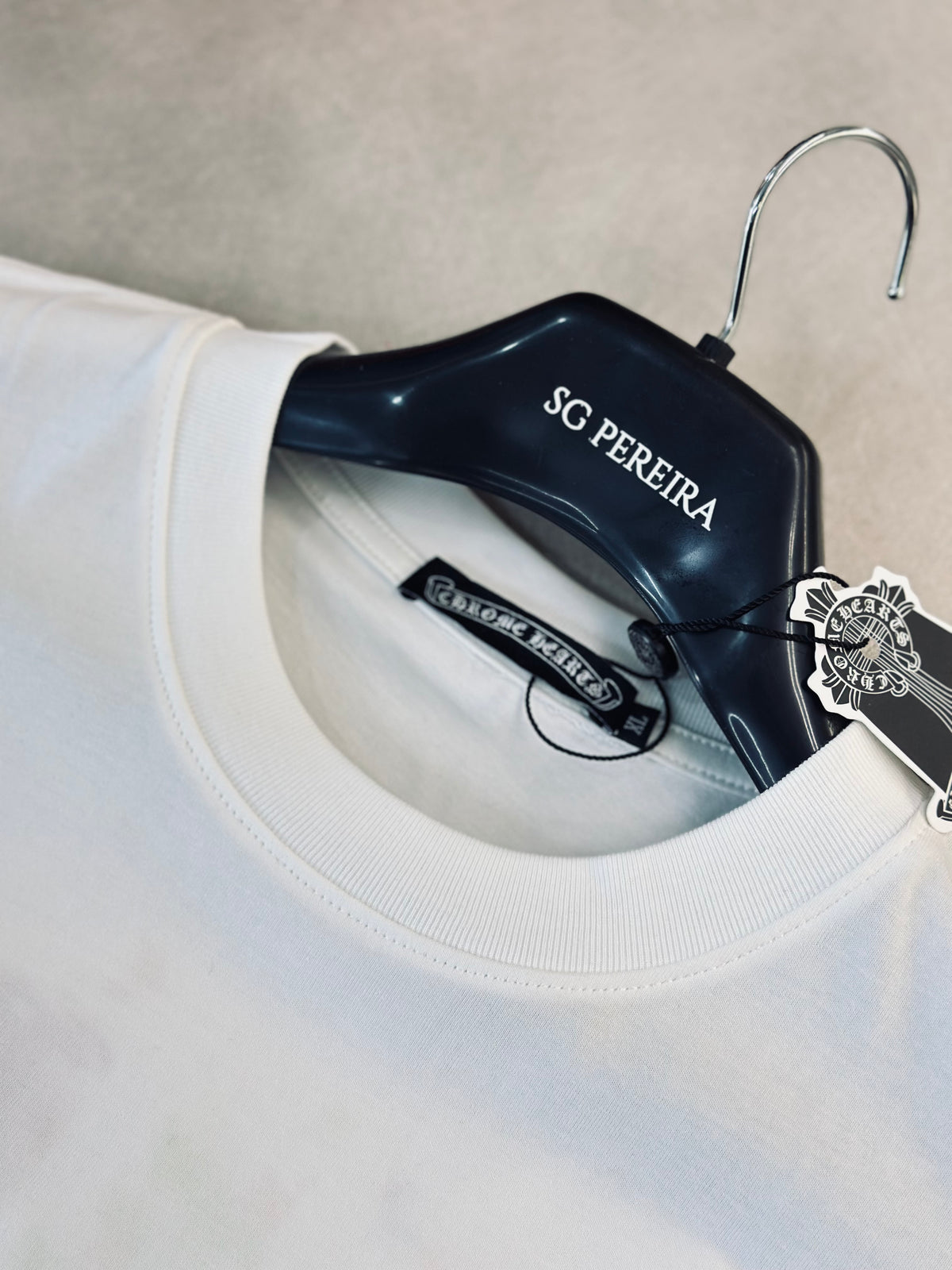CAMISETA OVERSIZE CHR BLANCA LOGO COLORIDO