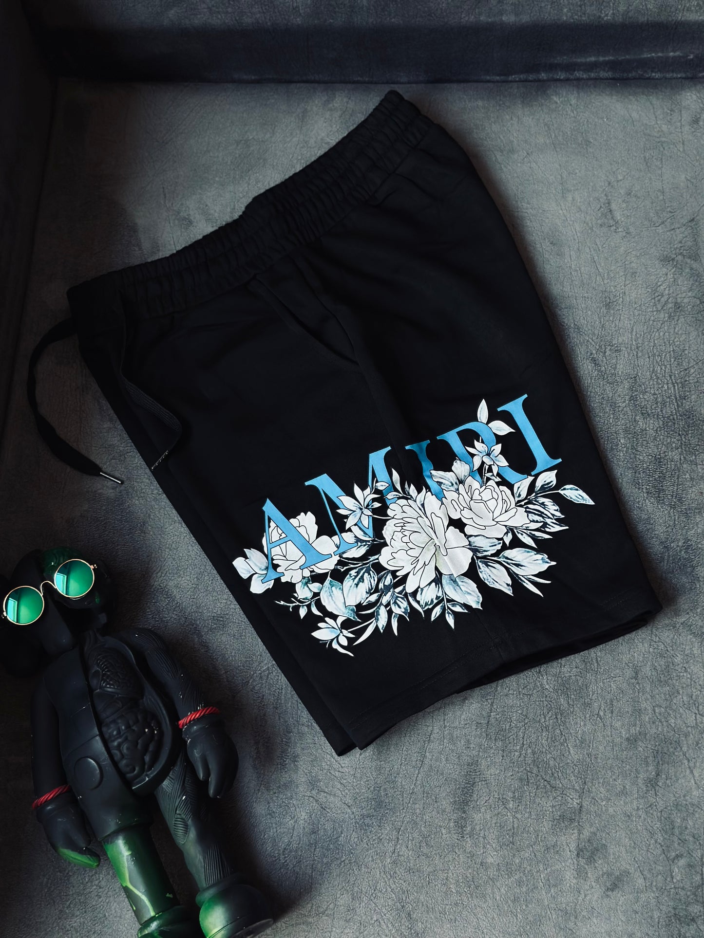 PANTALONETA AMI NEGRA AMI AZUL FLORES