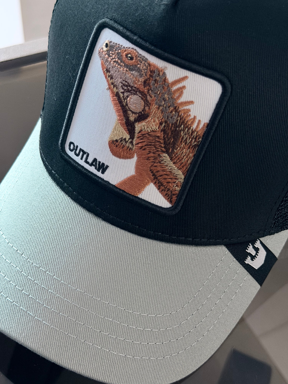 GORRA GOO NEGRA CAMALEON
