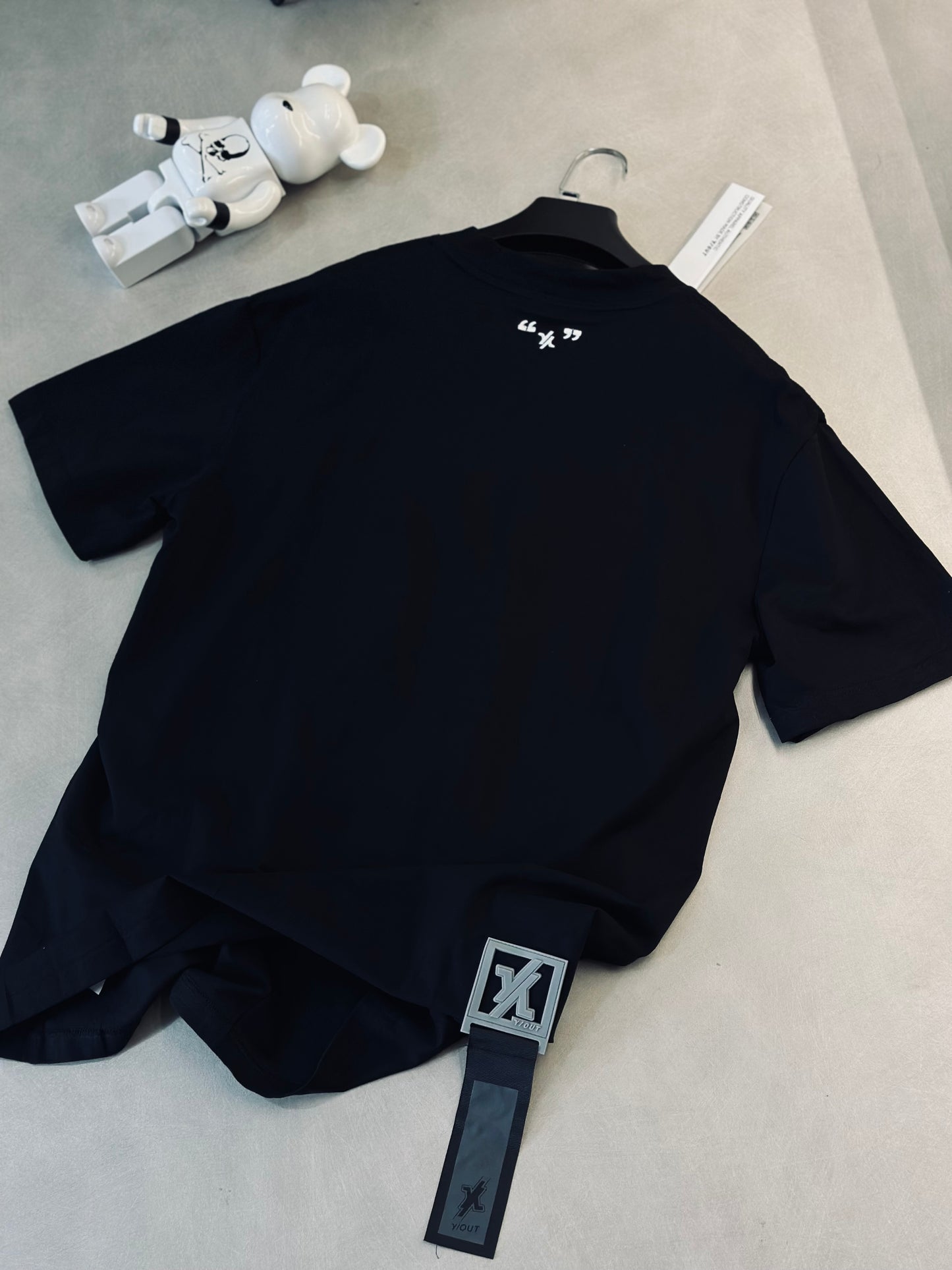 CAMISETA SLIM YOU NEGRA ESTRELLAS TEJIDO
