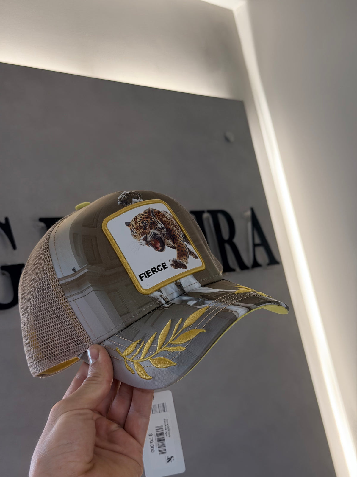 GORRA GOO CAFÉ ESCULTURA TIGRE