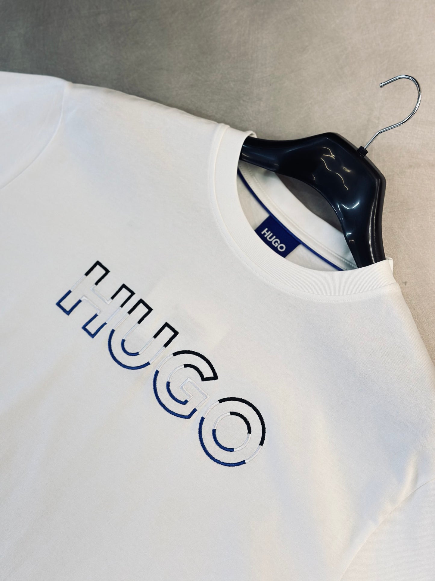CAMISETA SLIM HUG BLANCA HUG 3COLORES
