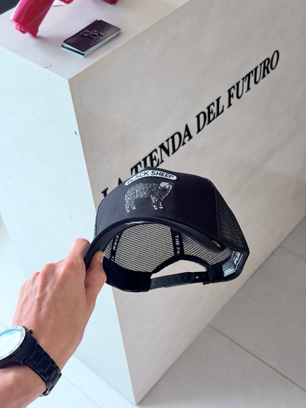 GORRA GOO NEGRA OVEJA BLACK SHEEP