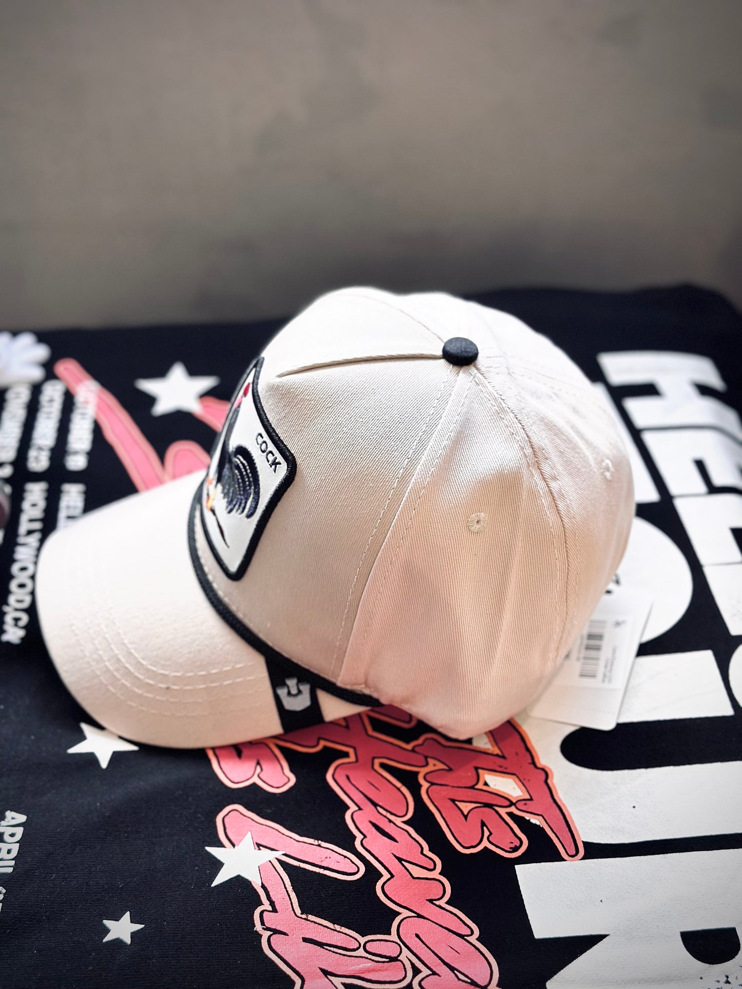 GORRA PREMIUM GOO CREMA GALLINA