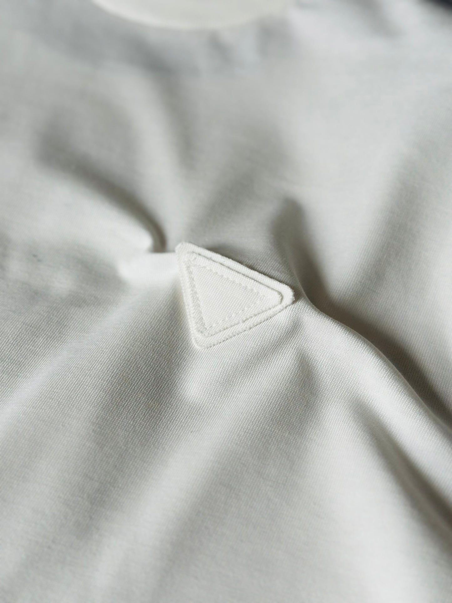 CAMISETA OVERSIZE TC PRA BLANCA DOBLE COSTURA NEGRA